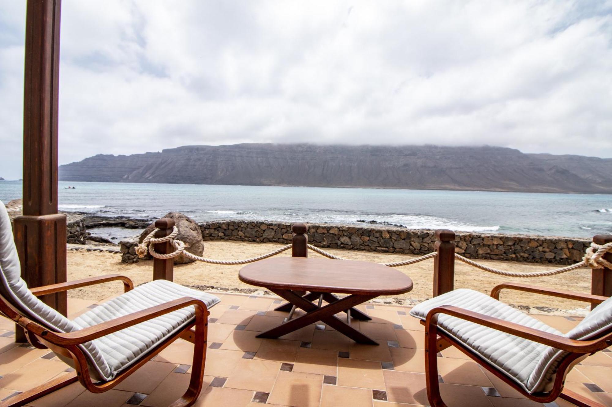 Flor De Cactus, La Graciosa Villa Caleta de Sebo Bagian luar foto